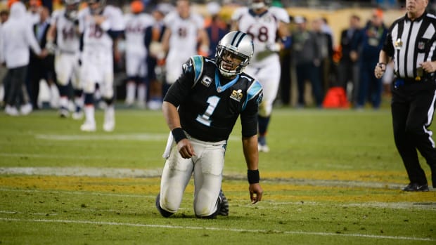 cam-newton-fumble-panthers.jpg